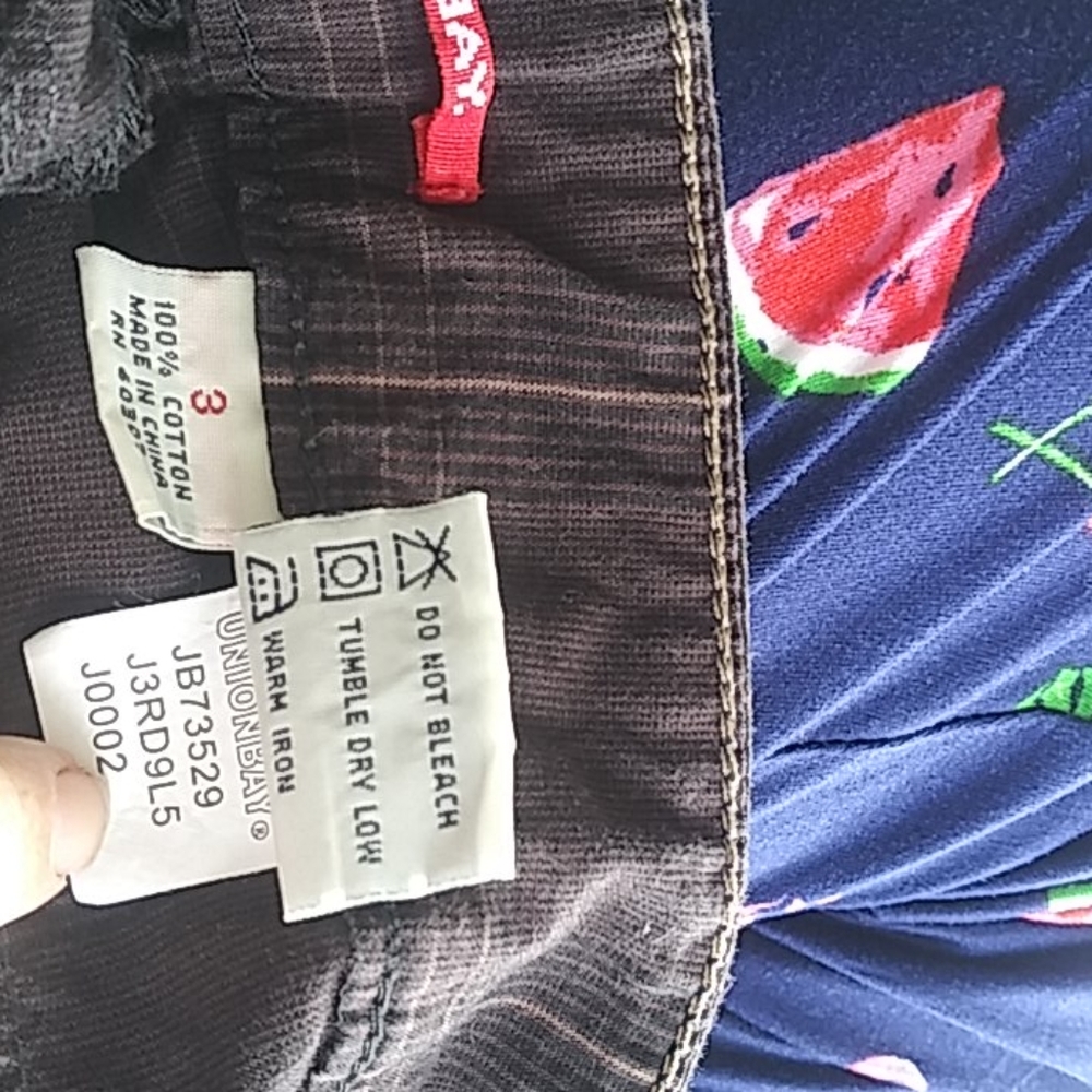 Shorts - Picture 5 of 5